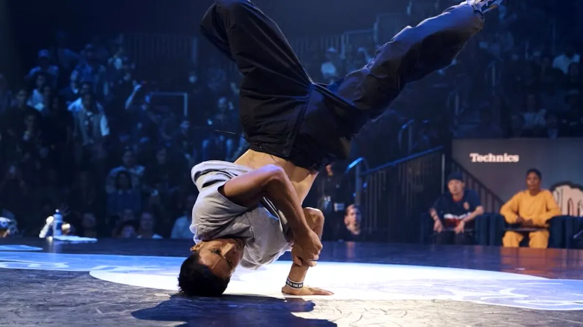 Breakdancing olimpic: un spectacol de atletism și creativitate