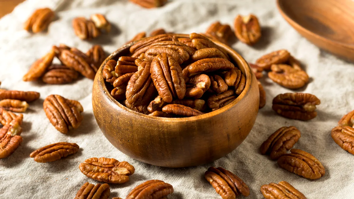 Nucile pecan, un aliat de nădejde contra colesterolului