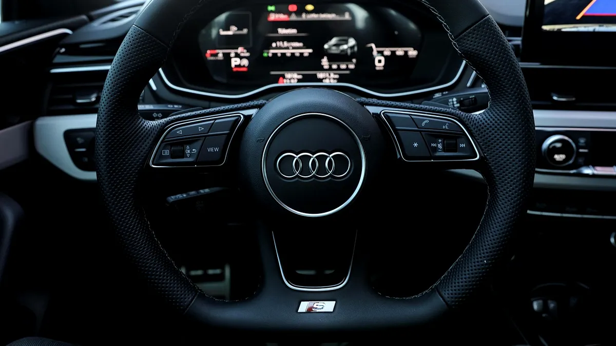 Zeci de mii de automobile Audi, reţinute în porturile americane