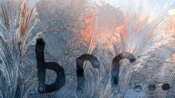 De la 20°C la ploi și frig în doar câteva zile. Vremea se schimbă radical în prima parte a lunii noiembrie