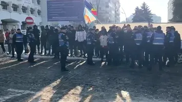 Ilie Bolojan, huduit de zeci de oameni la Botoşani (VIDEO)