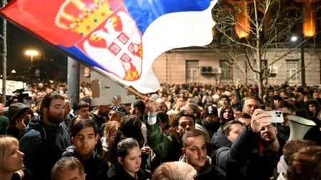 Haos în Serbia: Se organizează noi alegeri, pe fondul fraudelor