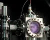 Un reactor minuscul stimulează fuziunea cu un truc asemănător unui burete