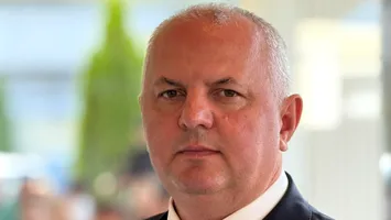 Taxe pe umerii celor cinstiți: Avram Gal denunță ”experimentul economic” al Guvernului