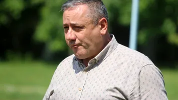 Primarul din Vadu Pașii, Buzău, implicat într-un nou episod de violență și corupție
