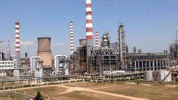 Sancțiunile SUA zdruncină prezența Lukoil în Europa. România, printre primele țări afectate: Petrotel va fi vândută