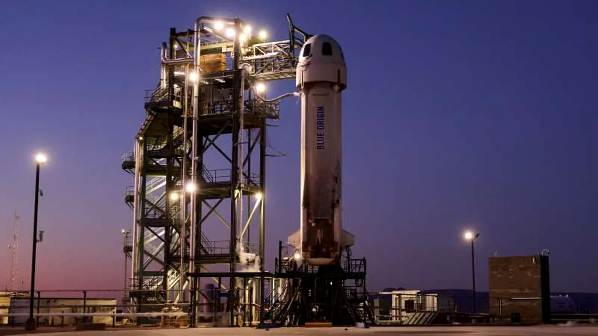 O capsulă cargo a Blue Origin, desprinsă de urgenţă de lansatorul New Shepard în urma unei defecţiuni