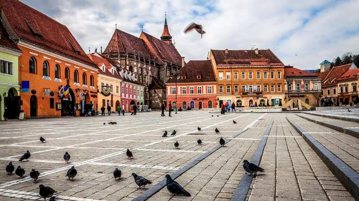 Orașul din România în care a fost modificată taxa pentru turiști. Cei care vor să ajungă aici vor plăti mai mult