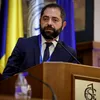 Radu Burnete contra Apocalipsei: Cum navigăm prin „lumea fără reguli” cu un ochi la rachete și altul la pensii