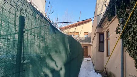 EXCLUSIV: Nicușor Dan vede problemele de la clădirea-bombă cu ceas din centrul Capitalei și atât