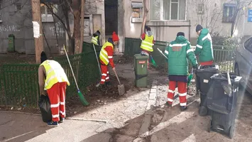 Curățenie de început de an în Sectorul 5: străzi și parcuri fără deșeuri!