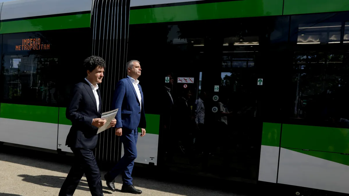 EXCLUSIV. În doar nouă luni, toate autobuzele STB s-au defectat. FOTO