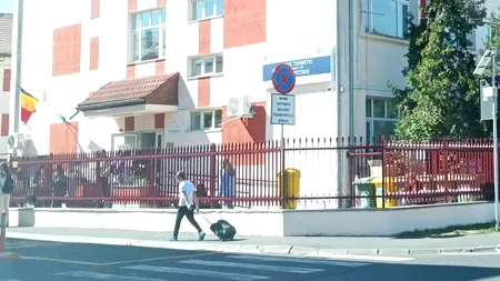 EXCLUSIV Revoltă la Școala din Otopeni din cauza supraaglomerării și a orarului impus elevilor