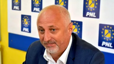 Botoşani: Deputatul Costel Şoptică l-a învins pe prefectul Dan Nechifor în competiţia pentru preşedinţia filialei PNL