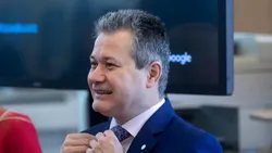 Academia Tehnică Militară „Ferdinand I” București a decorat un turnător al Securității