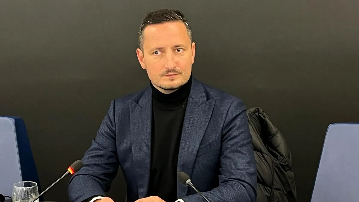 Nicu Ștefănuță: 