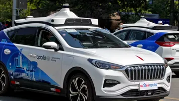 Transportul public intră în era AI. O companie testează taxiuri fără şofer