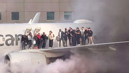 O aeronavă American Airlines a luat foc pe aeroportul din Denver (Video)