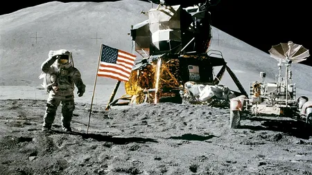 Record: S-a vândut jacheta lui Buzz Aldrin, astronautul care a călătorit spre Lună