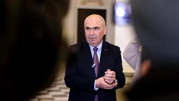 Interimatul lui Ilie Bolojan la Educație: ce spune legea, ce se întâmplă în realitate și de ce întârzierea nu e neapărat o problemă politică