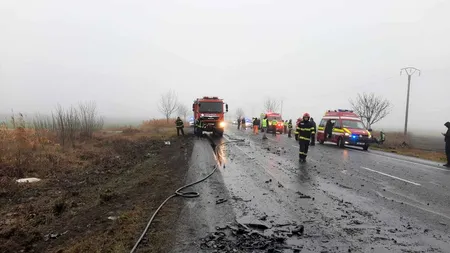Accident pe DN5 între 3 mașini. Cinci oameni au ajuns la spital
