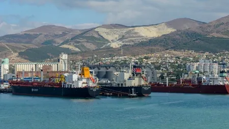 Dronele ucrainene opresc exporturile de petrol din două porturi cheie rusești de la Marea Neagră