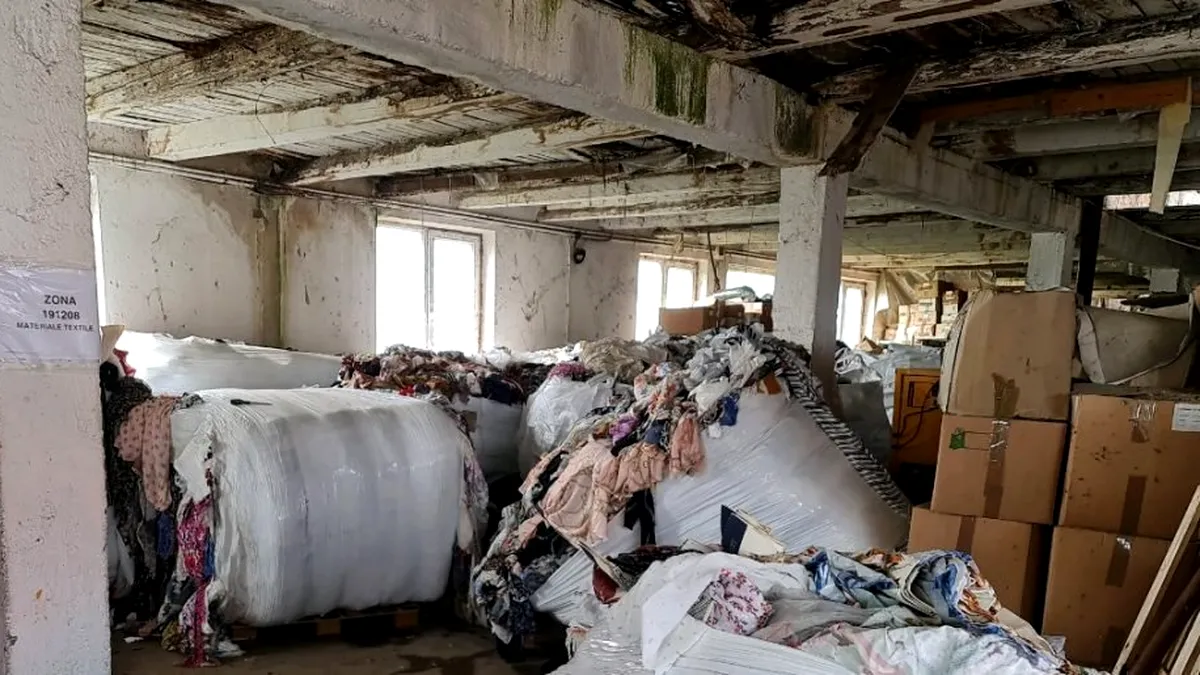 Zeci de tone de deșeuri din Italia au fost descoperit într-o curte din Bihor