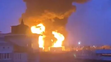 Rusia: Incendiu puternic la un depozit de petrol din Belgorod