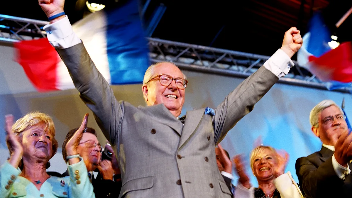 Jean-Marie Le Pen, liderul istoric al extremei drepte din Franța, a murit la 96 de ani