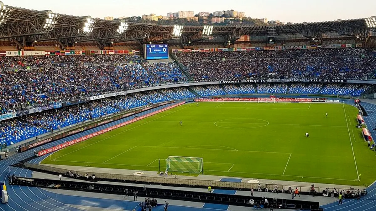 Mare concert mare pe Stadionul Maradona din Napoli