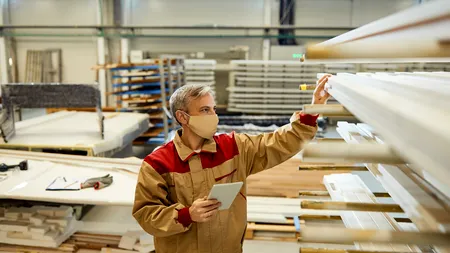 Un antreprenor turc construiește o nouă fabrică în România pentru a-și dubla afacerile