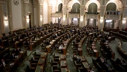 „Praf de aruncat în ochii prostimii!” Ce spun parlamentarii despre scenariul alegerilor anticipate și unde e, de fapt, marea miză!