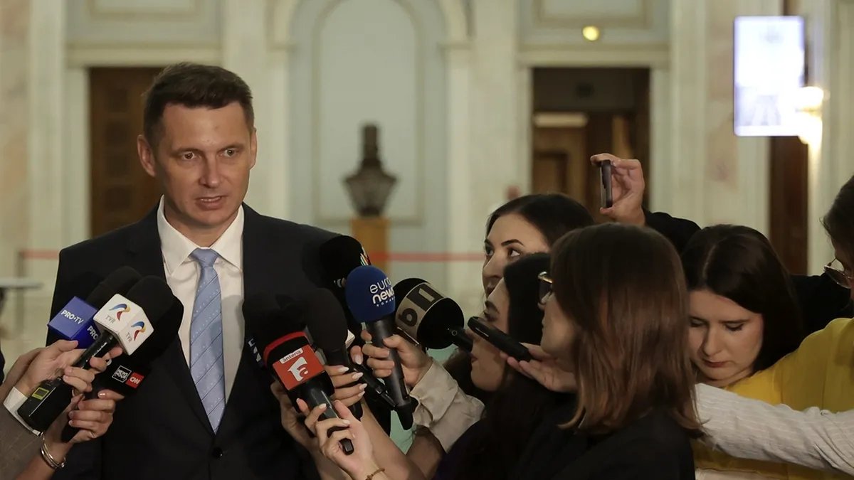 CCR decide soarta reformelor. Mircea Abrudean: „Proiectele Guvernului sunt cât se poate de constituționale”