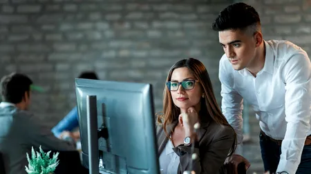 Locurile de muncă din America cu salarii de 250$ pe oră. Ce studii universitare sunt necesare