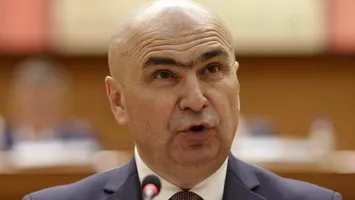 Asumarea lui Bolojan: cinci legi într-o oră, proteste în plen și spectrul unui „alt premier”