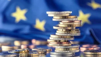 Contracte fantomă și firme radiate: cum au obținut doi administratori 150.000 lei din bani europeni