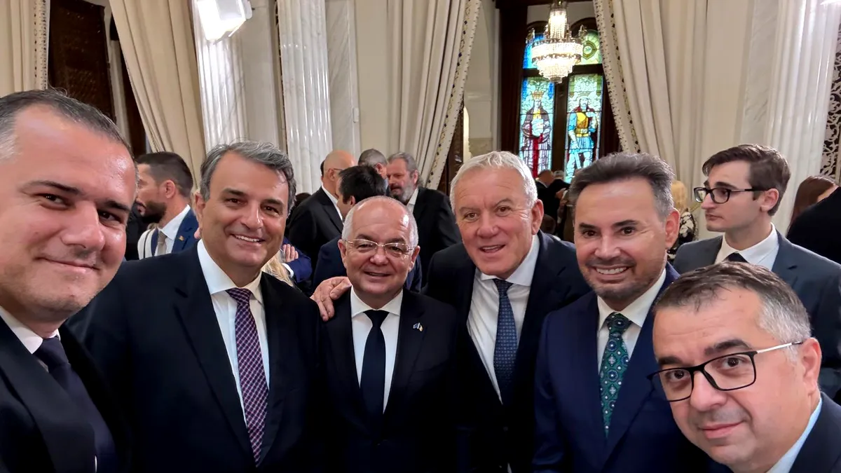 Cine este primarul PSD care a fost azi la ceremonia de la Cotroceni