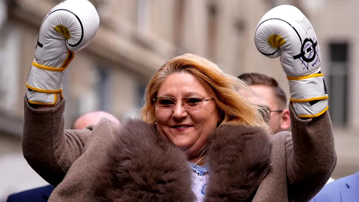 De la Salvatoarea României la propria ei prăbușire: Diana Șoșoacă, femeia care s-a luptat până a rămas singură