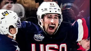 Imnul american fluierat și haos pe gheață: Altercații violente la meciul Canada - SUA