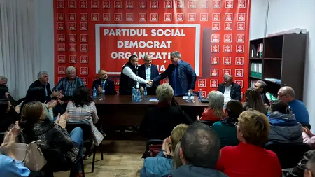 300 de membri ai PNL Corabia se vor înscrie în PSD