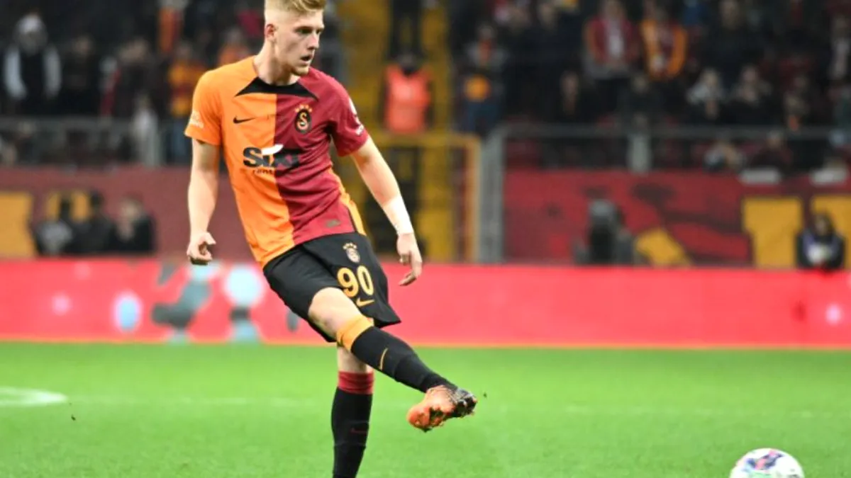 Cutremur în fotbal. Zeci de fotbaliști arestaţi pentru pariuri ilegale