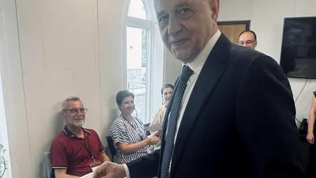 Mircea Geoană a votat la Washington: „Alegeri complicate, într-o lume tot mai complicată“