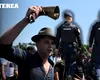 Fără autorizație, dar hotărâți să rămână: fermierii asediază Guvernul de marți. Jandarmeria pune filtre în Capitală
