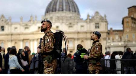 Avioane de luptă, drone, lunetiști. Înmormântarea Papei Francisc, sub supraveghere maximă