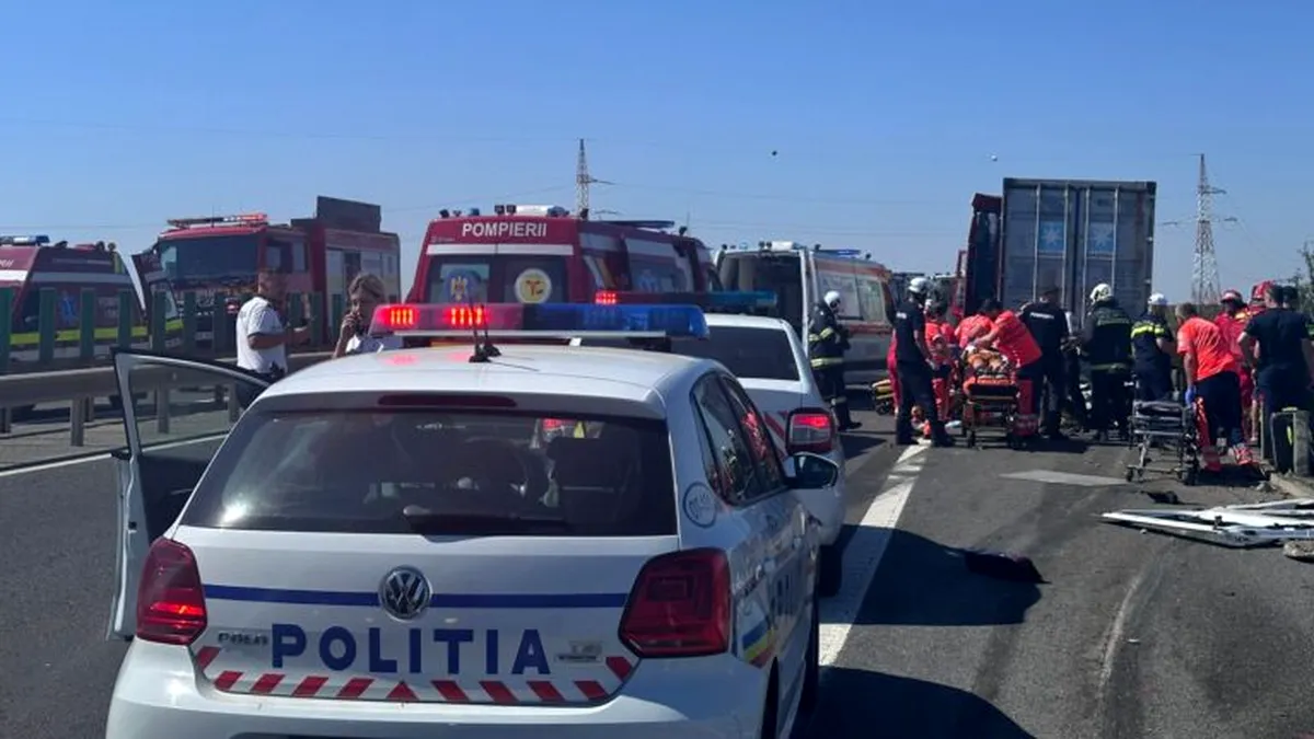 Accident pe A2. Șapte autoturisme, implicate