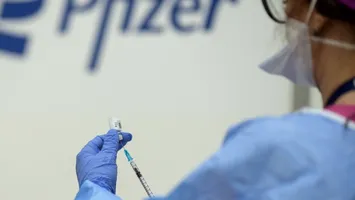 Pfizer, implicată într-un nou scandal uriaș. Compania, dată în judecată pentru încălcarea patentelor pentru tehnologia ARN mesager
