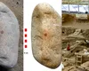 O piatră veche de 43.000 de ani dezvăluie noi detalii despre viața neanderthalienilor