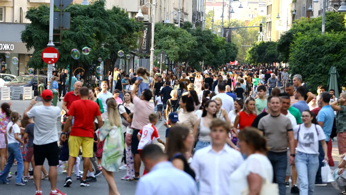 Somnul și odihna, mai importante ca alimentația, pentru români