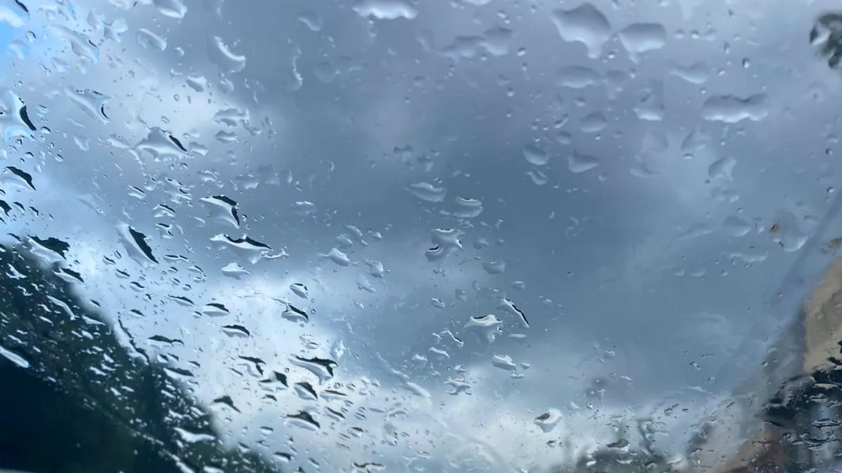 Prognoza meteo: Avertizări Cod portocaliu de ploi în 5 judeţe şi Cod galben în alte 25 de judeţe