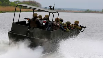 O luptă aprigă pentru insule a început între Ucraina și Rusia